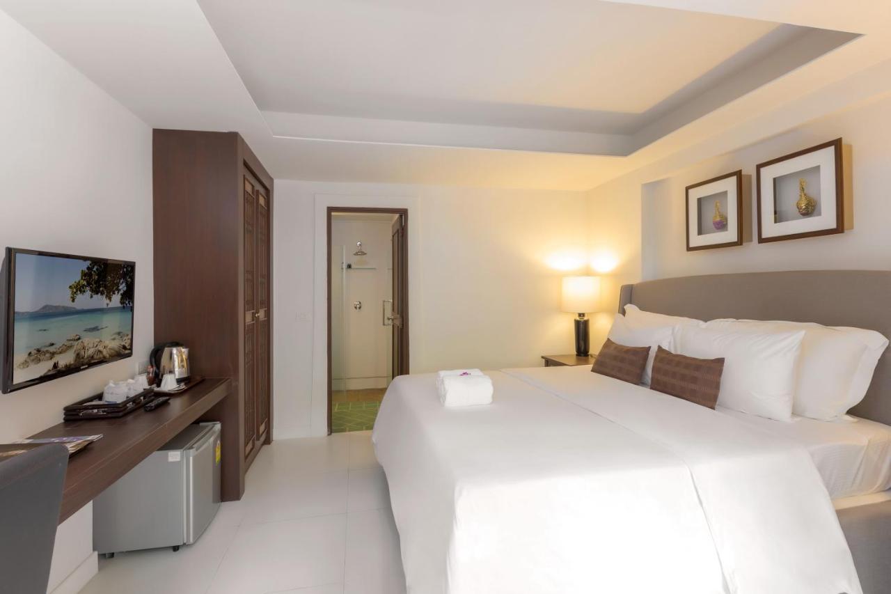 The Top Patong Resort Bagian luar foto